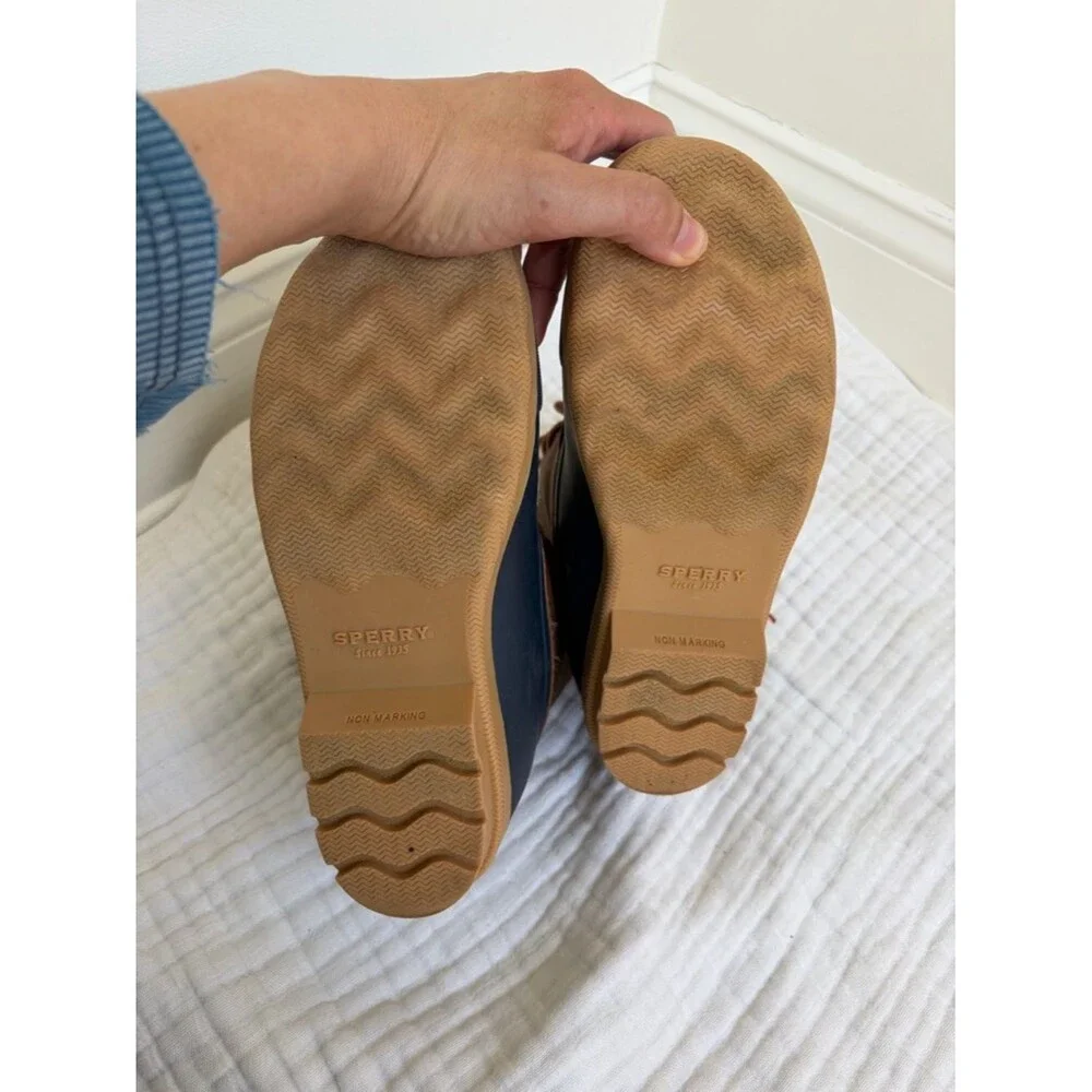 Sperry classic two